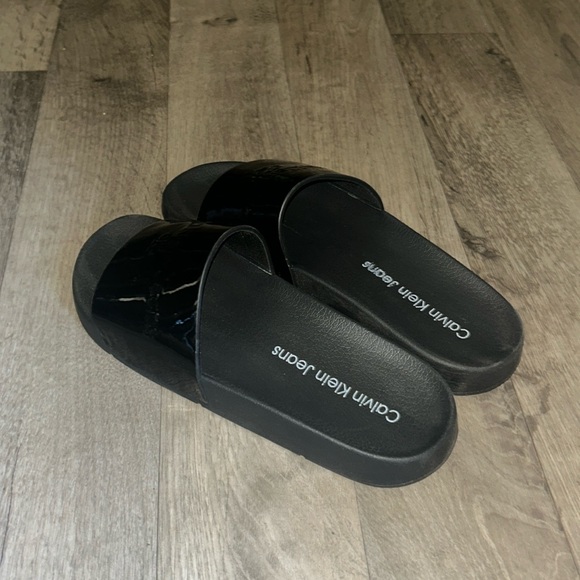 Calvin Klein Sandals - Picture 2 of 5